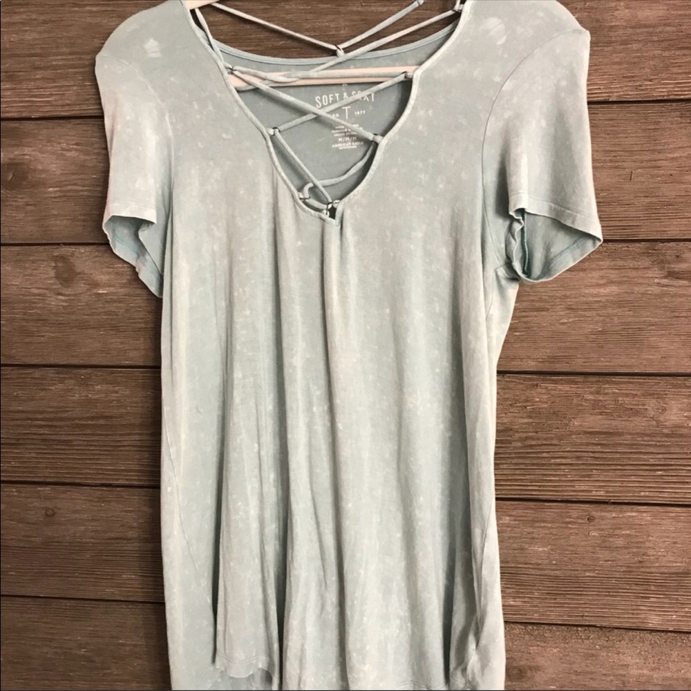 American Eagle criss cross